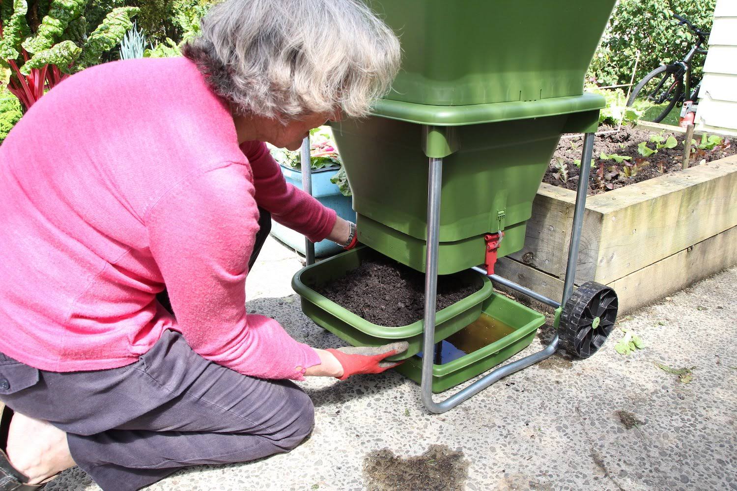 Hungry Bin Continuous Flow Worm Composter I6864