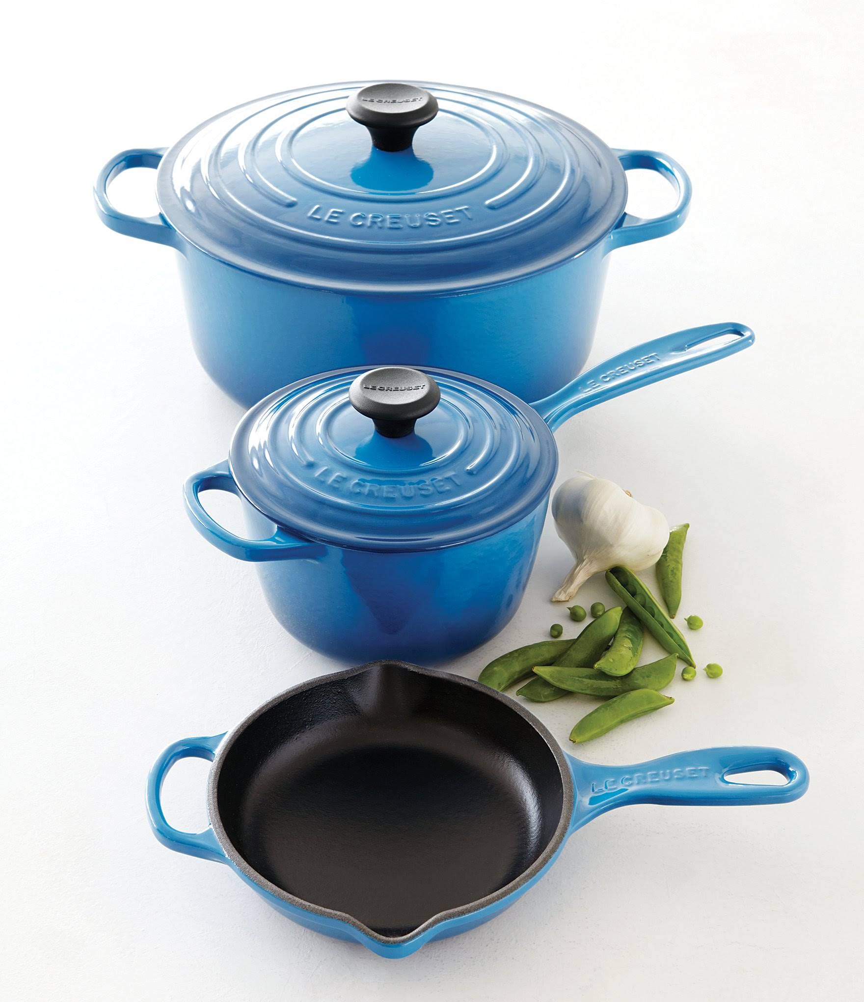 Le Creuset Signature 1.75-Quart Cast Iron Saucepan V4899