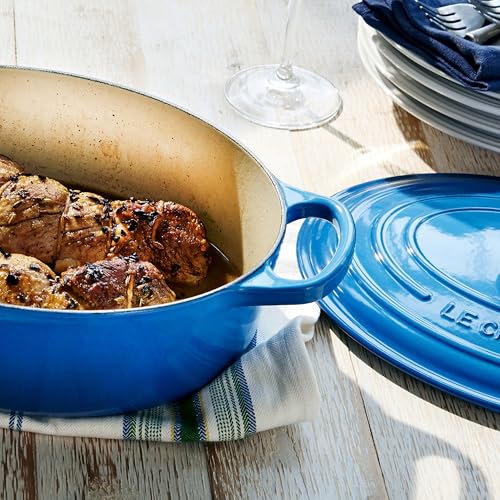 Le Creuset Signature 8-quart Oval Dutch Oven with Copper Knob, Marseille P361