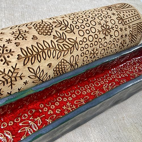 Embossing Rolling Pin with Christmas Symbols for Gingerbread Cookies W48955