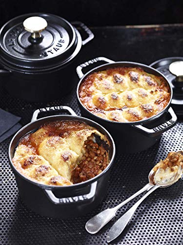 STAUB Cast Iron Dutch Oven 5.5-qt Round Cocotte, Black Matte P4487