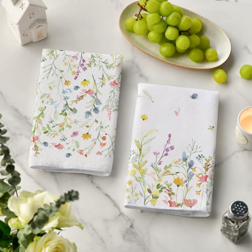 Artoid Mode Wildflower Floral Christmas Kitchen Towels, 18x26 Inch, Set of 2 N243175