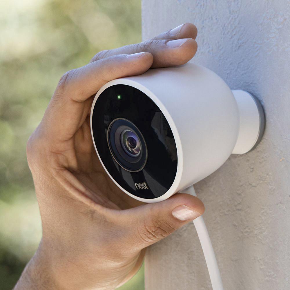 Google Nest Cam Outdoor Security Camera J878932