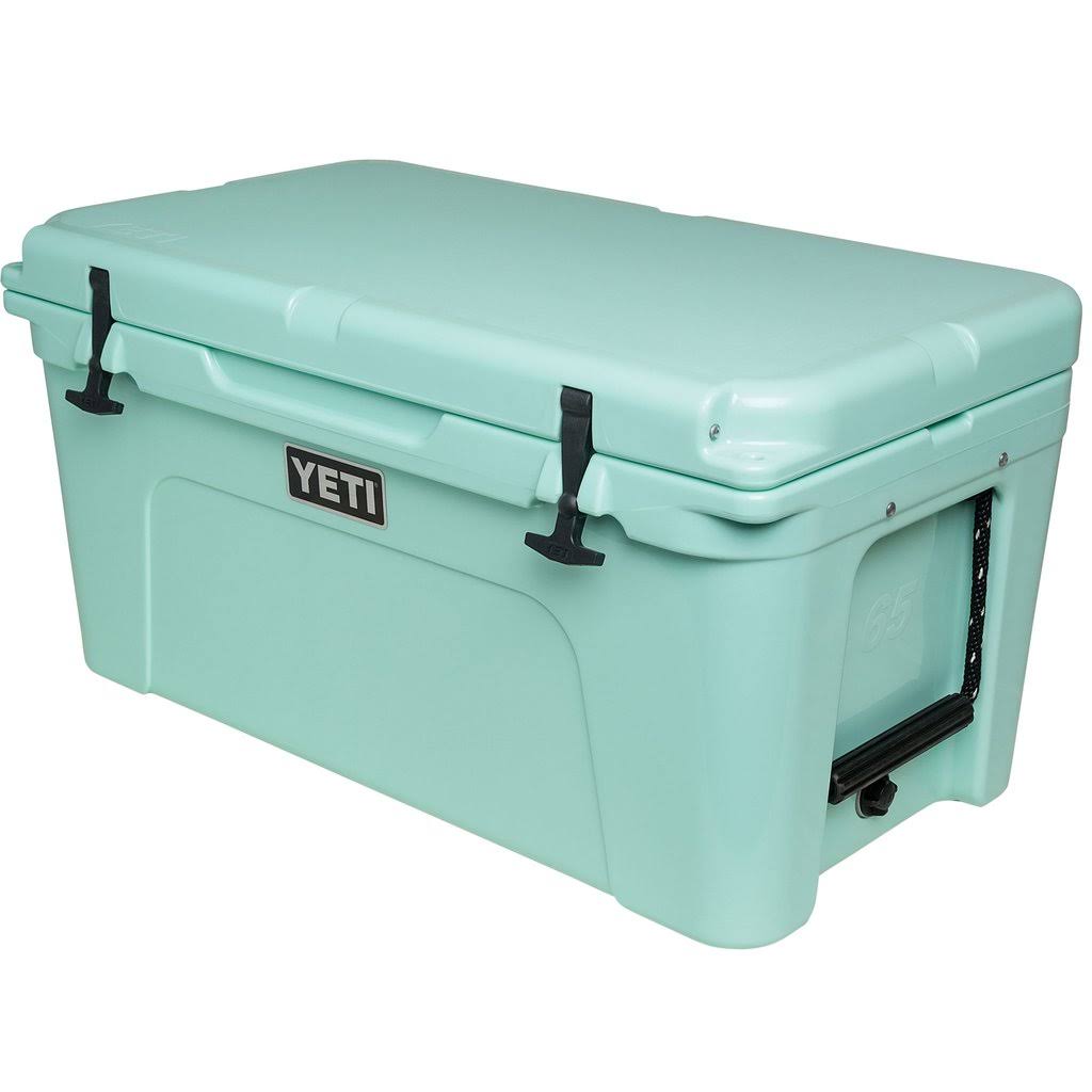 YETI Tundra 65 Cooler Seafoam Green F16023