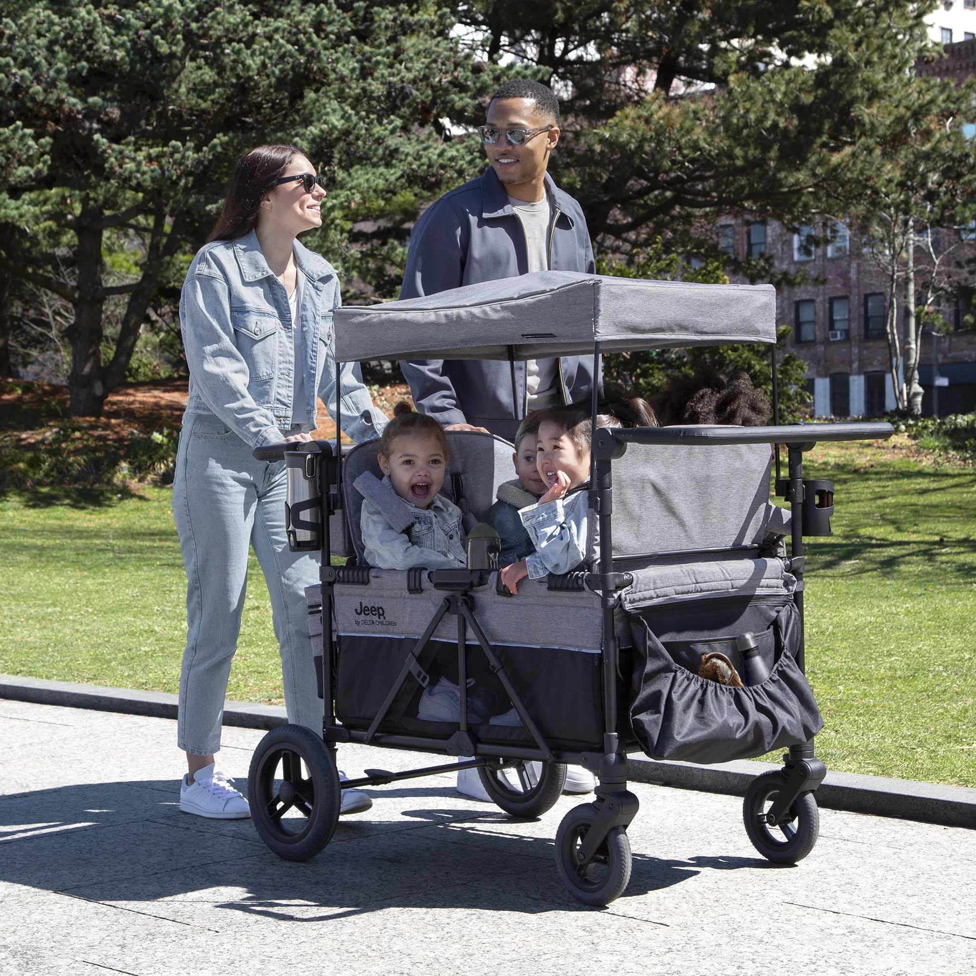 Jeep Wrangler Deluxe 4 Seater Stroller Wagon by Delta Children, Grey D3060
