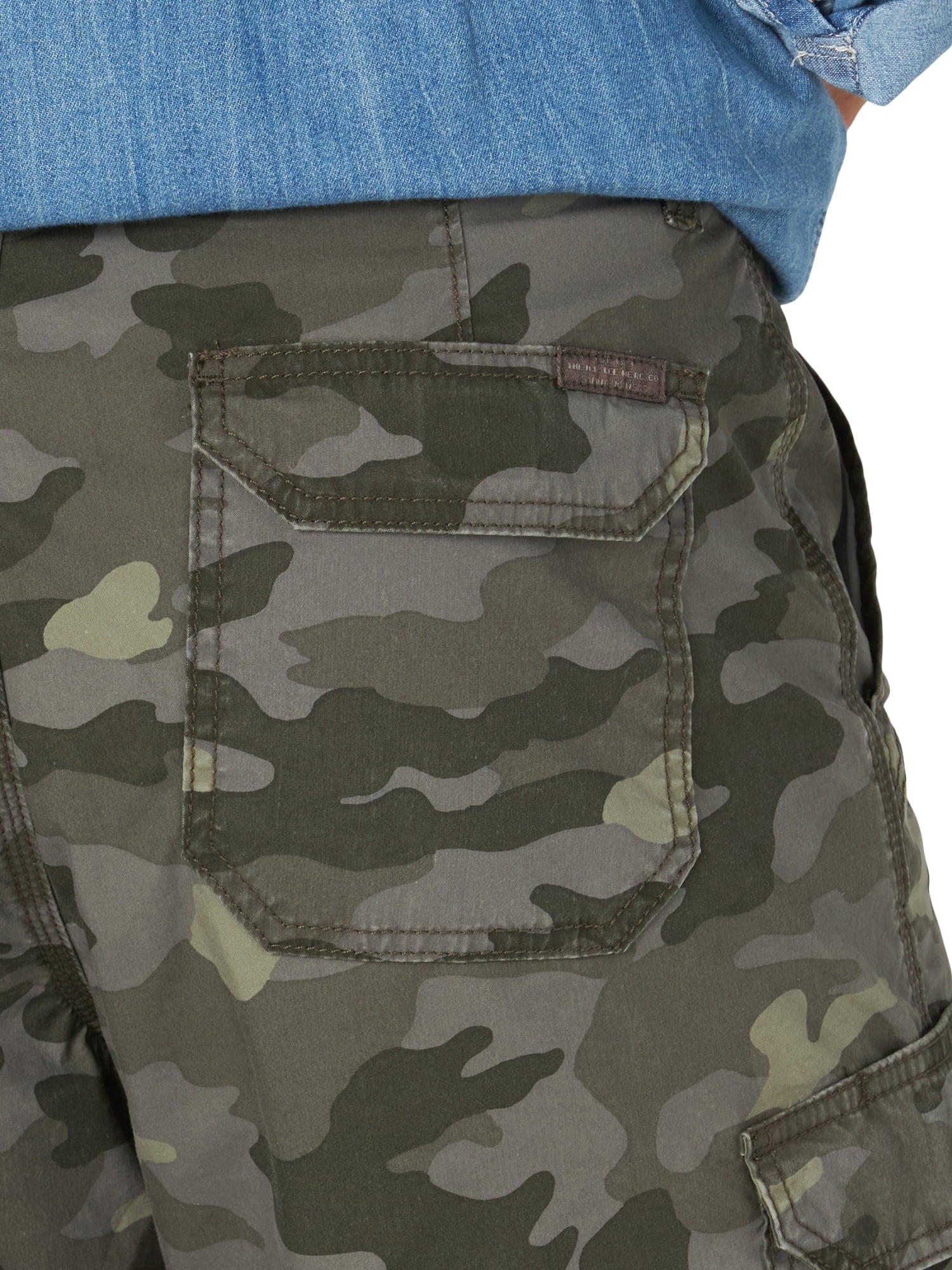 Lee Men's Extreme Motion Crossroad Cargo Short C5074