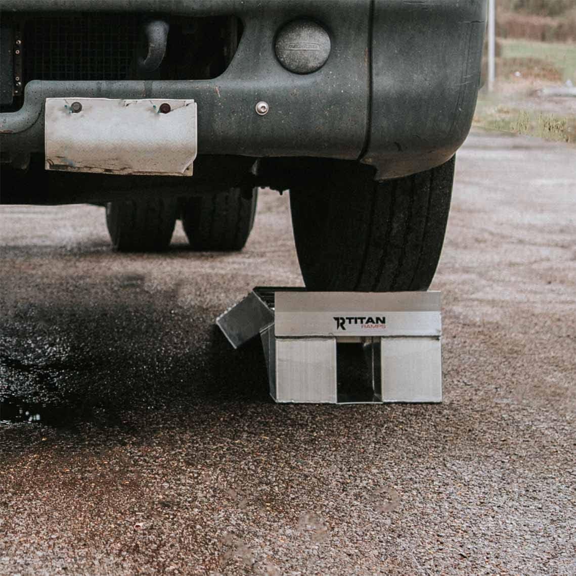Titan Ramps Heavy Duty Aluminum Semi Truck Riser Ramp 20,000 lb T63012