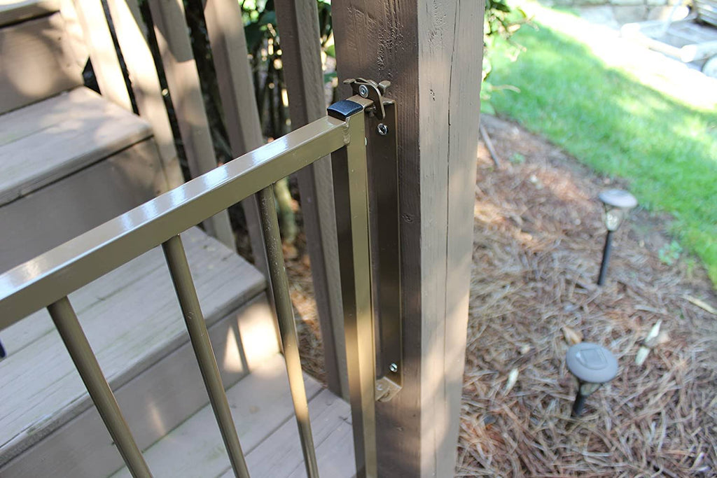 Cardinal Gates SS30OD-BR Outdoor Safety Gate, Brown J65964