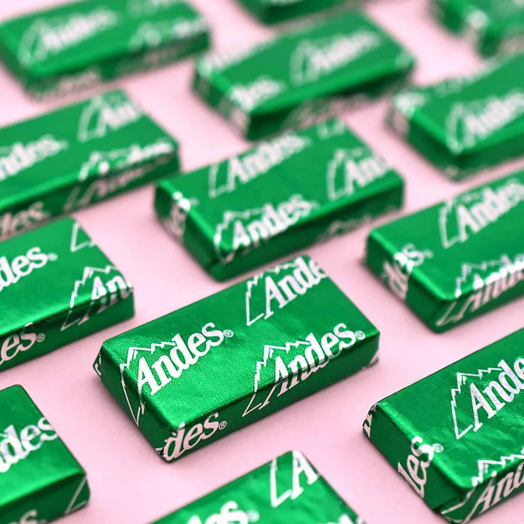 Andes Creme De Menthe Thin Mints - 2.5 lbs Bulk After Dinner Mint Candies - 40 oz Tub R908