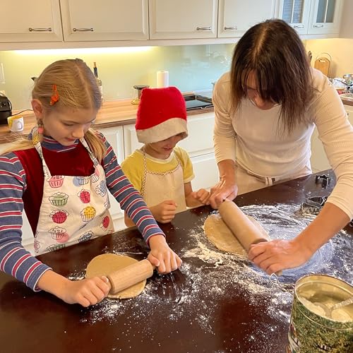 Embossing Rolling Pin with Christmas Symbols for Gingerbread Cookies W48955
