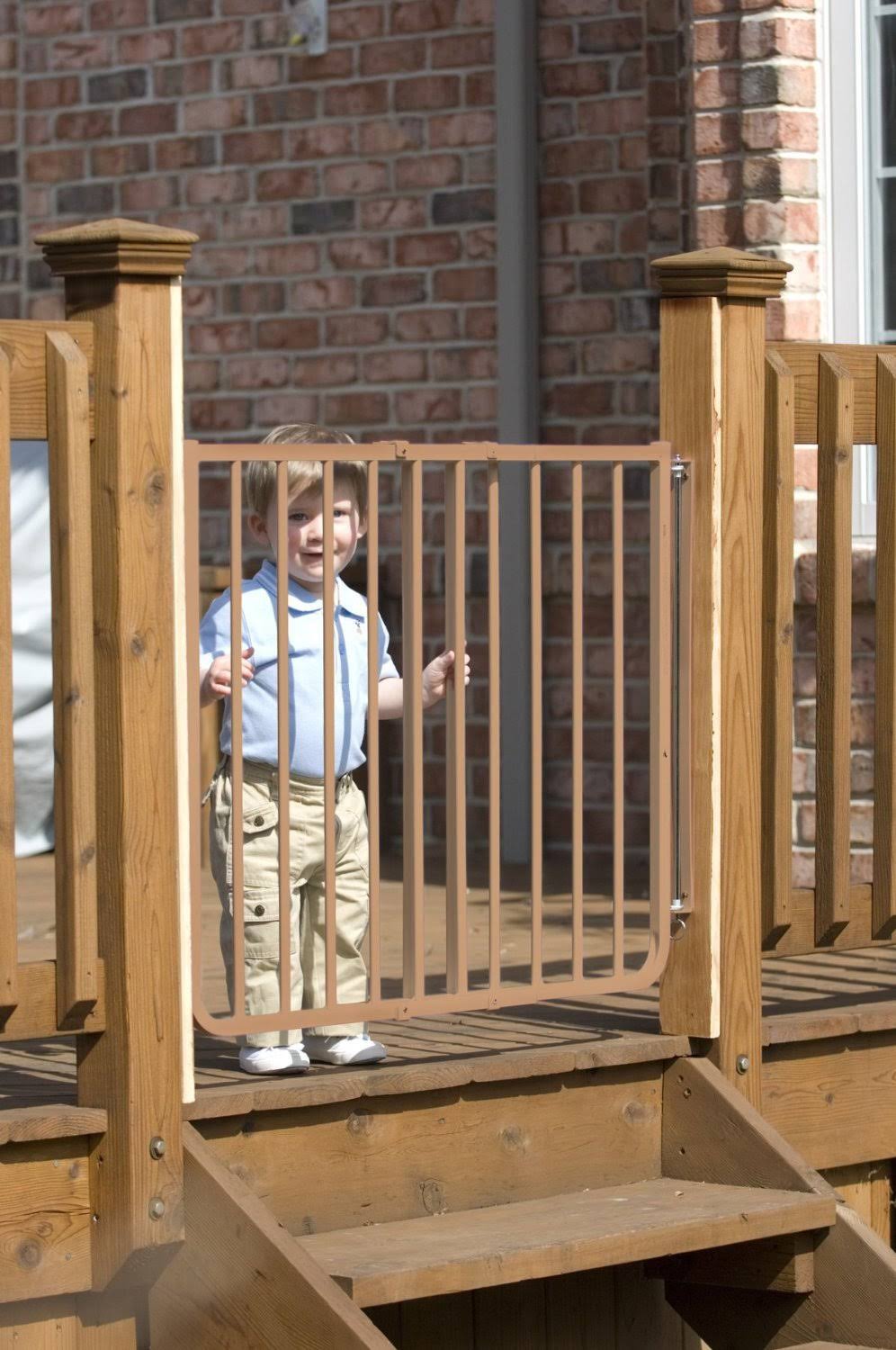 Cardinal Gates SS30OD-BR Stairway Special Outdoor Safety Gate, Brown
