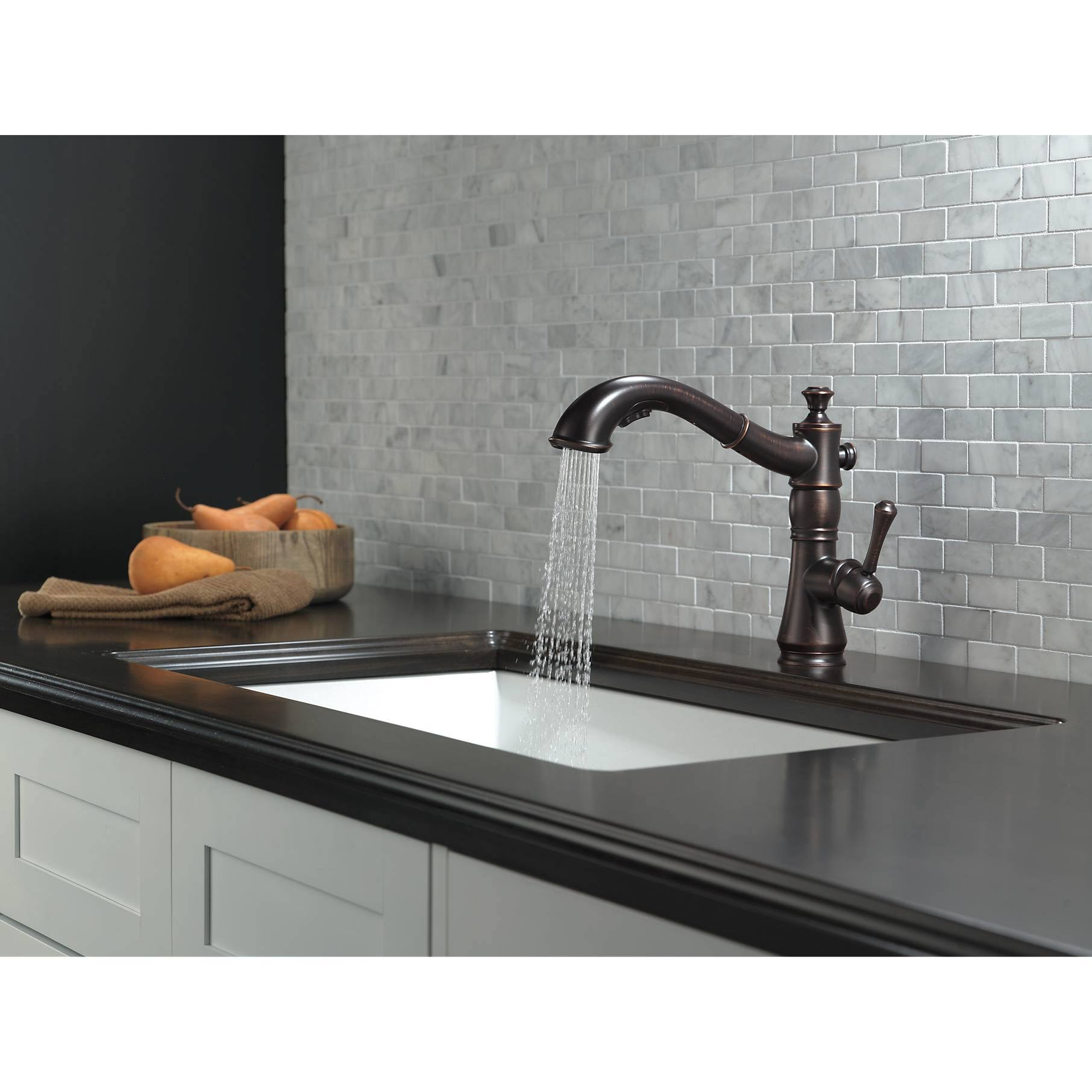 Delta 4197-RB-DST Cassidy Single Handle Pull-Out Kitchen Faucet, Venetian Bronze P279