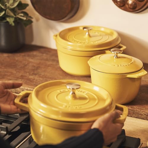 STAUB Cast Iron Dutch Oven 5.5-qt Round Cocotte, Black Matte P4487