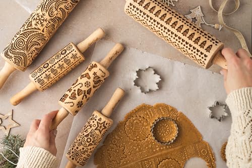 Embossing Rolling Pin with Christmas Symbols for Gingerbread Cookies W48955
