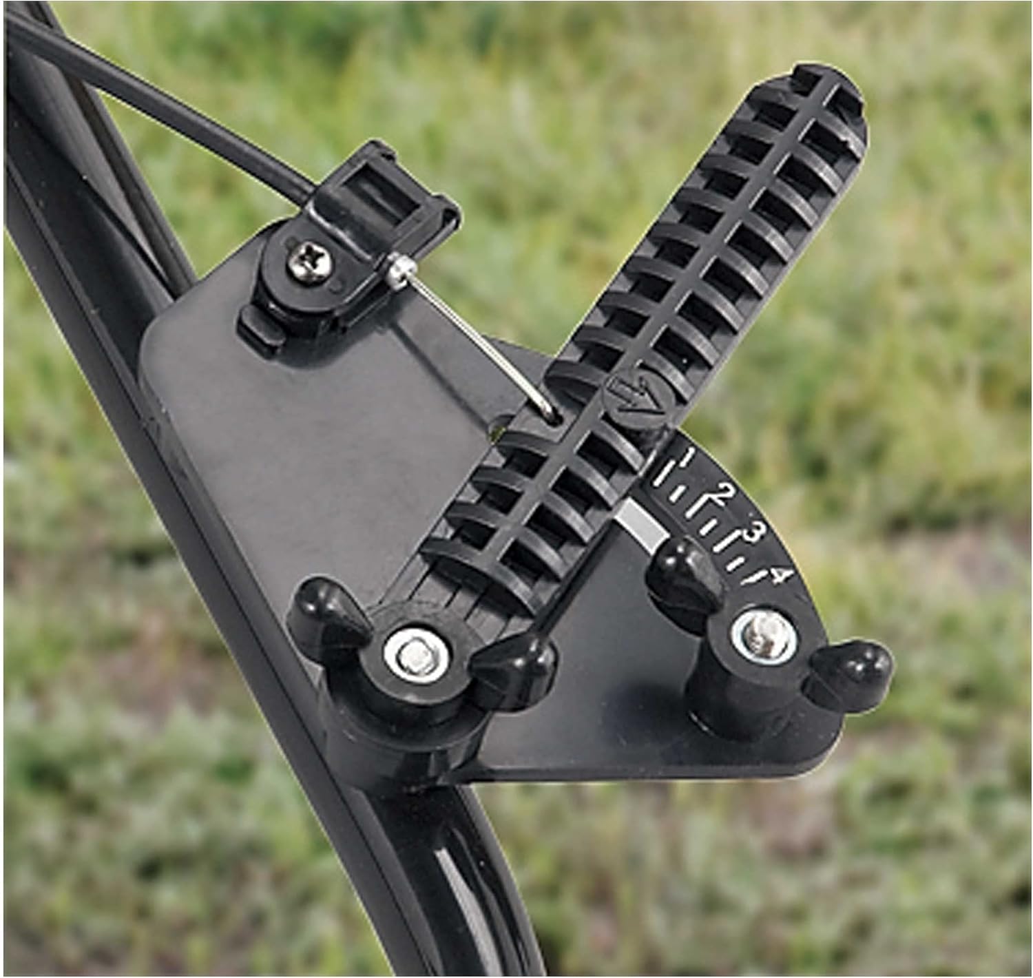 Guide Gear 12-Volt ATV/UTV Broadcast Spreader with Rain Cover I2005