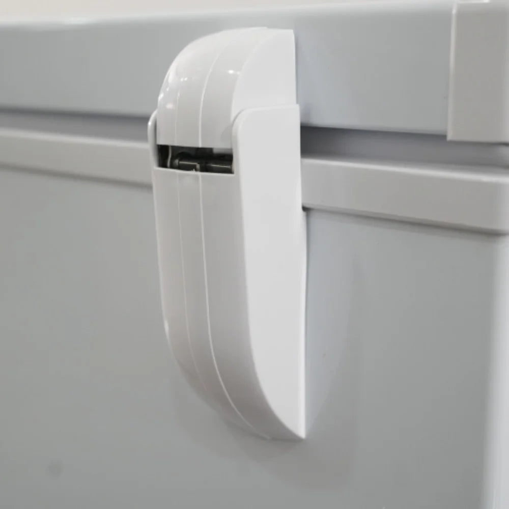 ORIKOOL Chest Freezer 7.0 Cu.ft Solid Top with Lockable Lid Q6856