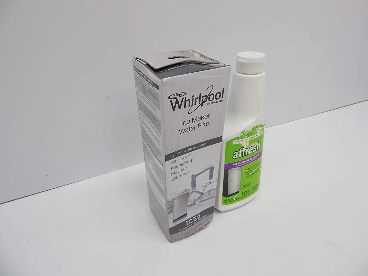 Whirlpool Icemaker Water Filter F2WC9I1 ICE2 + Ice Cleaner 4396808 Z257338