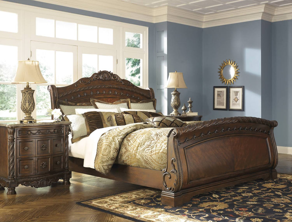 Ashley North Shore King Sleigh Footboard M9709