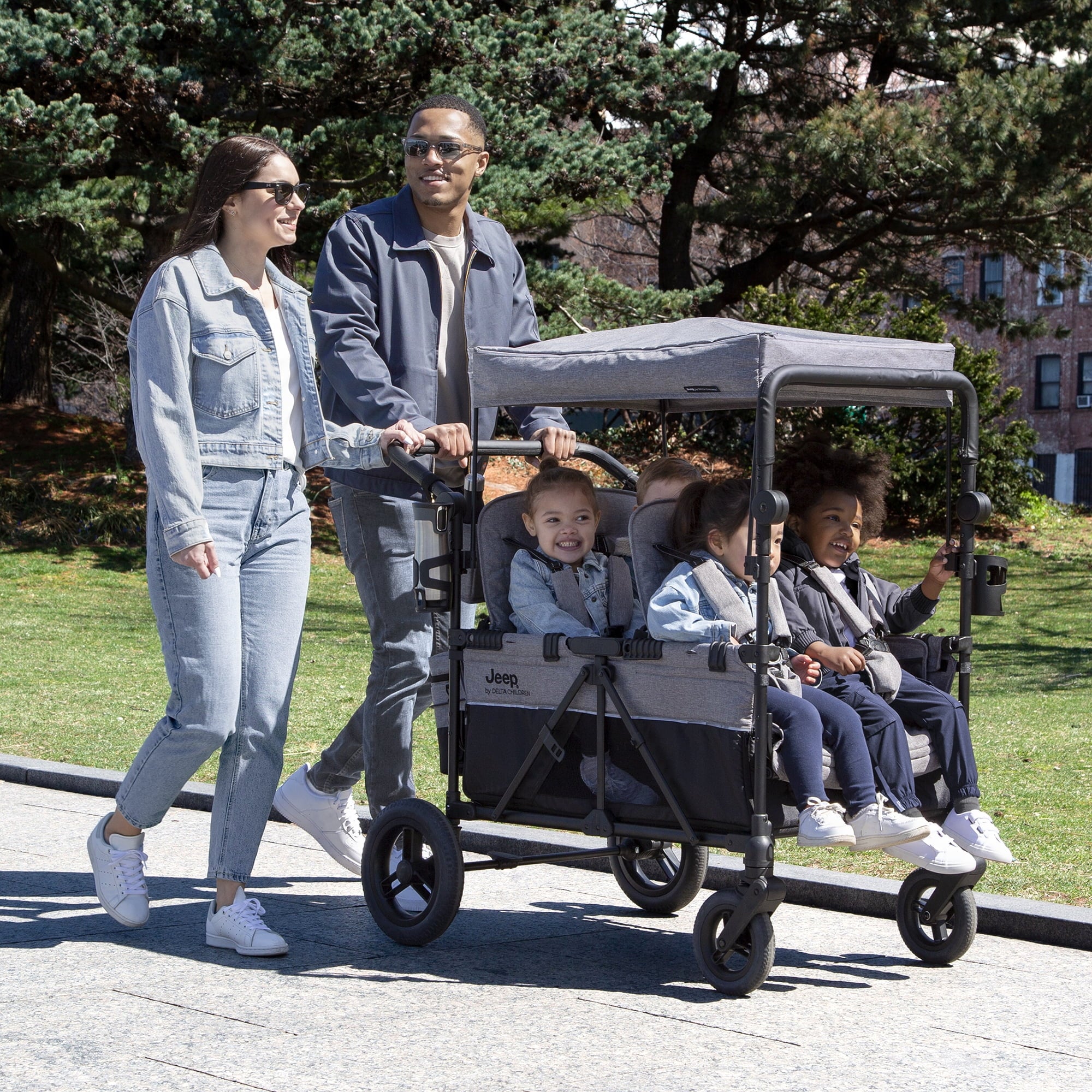 Jeep Wrangler Deluxe 4 Seater Stroller Wagon by Delta Children, Grey D3060