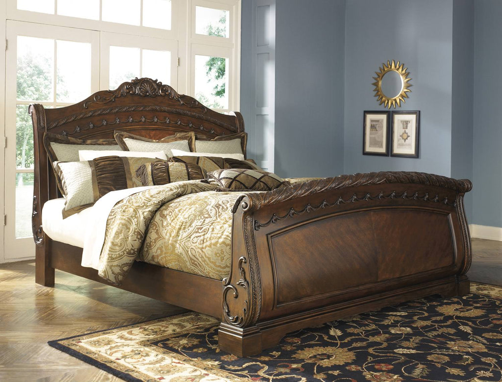 Ashley North Shore King/California King Sleigh Footboard