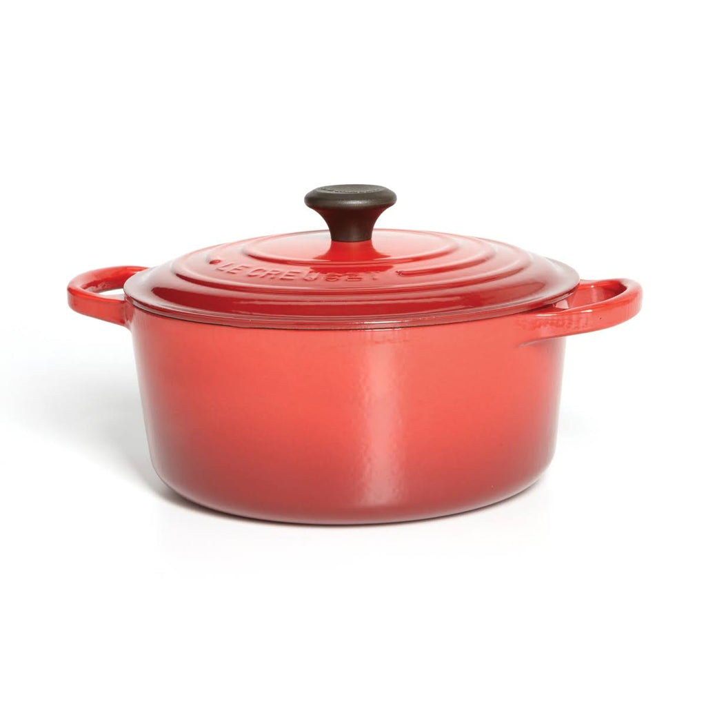 Le Creuset Signature Cast Iron Round Dutch Oven 4.5-Quart W8523
