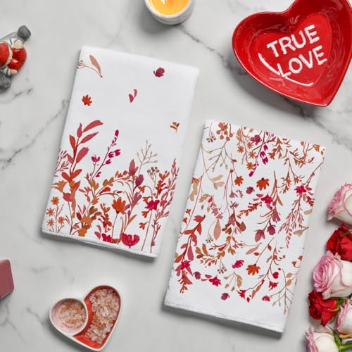 Artoid Mode Wildflower Floral Christmas Kitchen Towels, 18x26 Inch, Set of 2 N243175