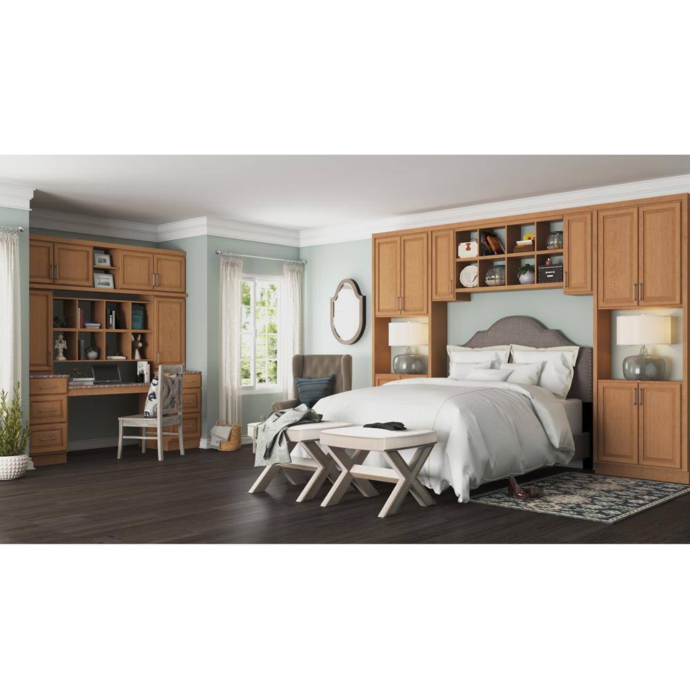 Hampton Bay Assembled 28.5x34.5x16.5 in. Lazy Susan Corner Base Kitchen Cabinet in Medium Oak T67656