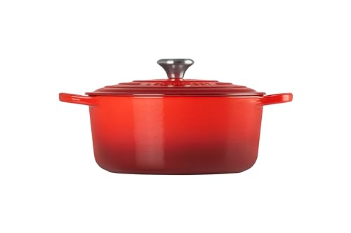 Le Creuset Enameled Cast Iron Signature Round Dutch Oven F451